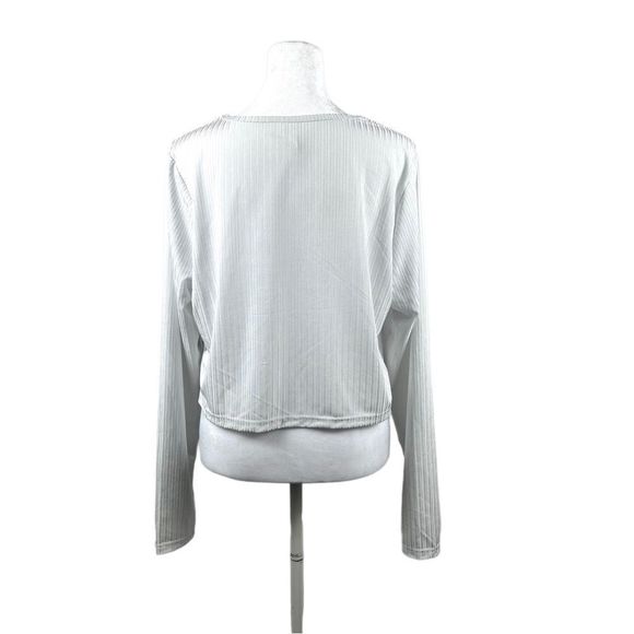 ABOUND Women’s Top Long Sleeve Ribbed Chest Cut Out Crop Grey/White 2X NWT - Picture 4 of 5
